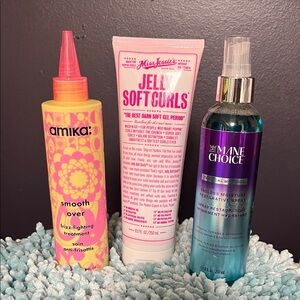 Amika Smooth Over Frizz-Fighting Treatment Set